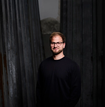 2025-09-25 JR Website Portraits5777 Kopie 2025-09-25 JR Website Portraits5777 Kopie